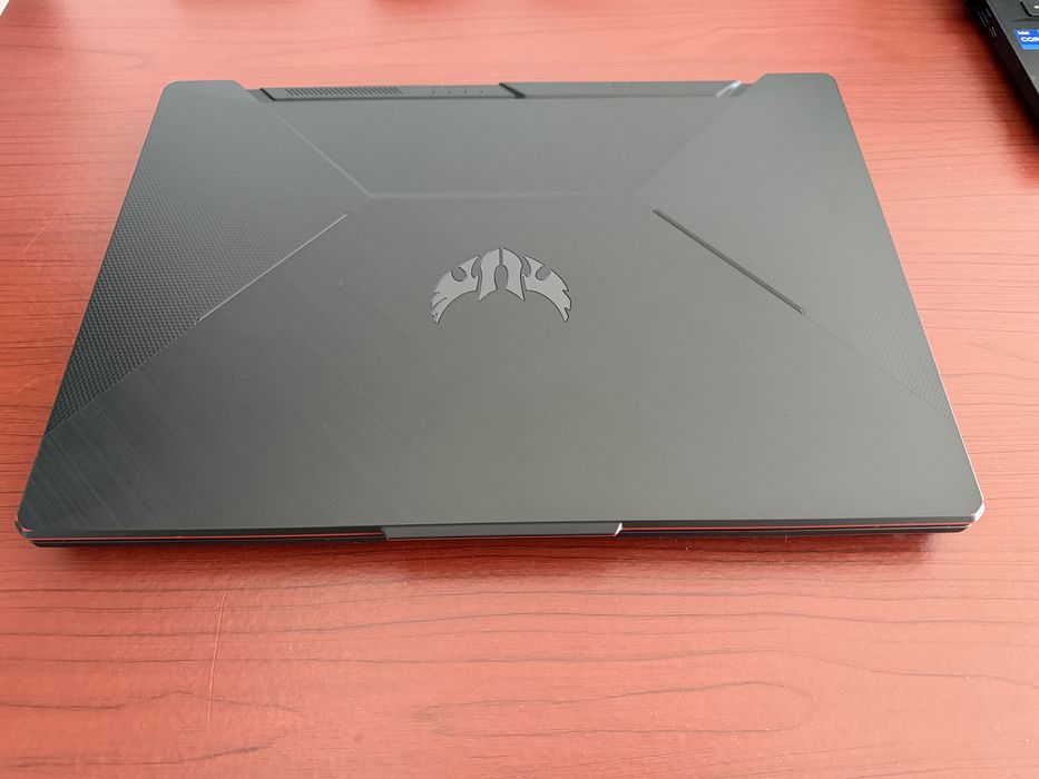 ASUS TUF Gaming F15 – i5-10300H | 8 GB RAM | SSD 256 GB | Placă video 4 GB