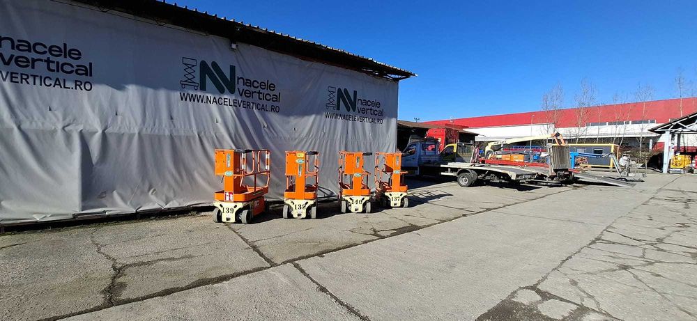 Nacela verticala electrica de vanzare JLG 1230ES 6m, an 2015, SECOND HAND latime 75cm, 850kg, 4800 euro