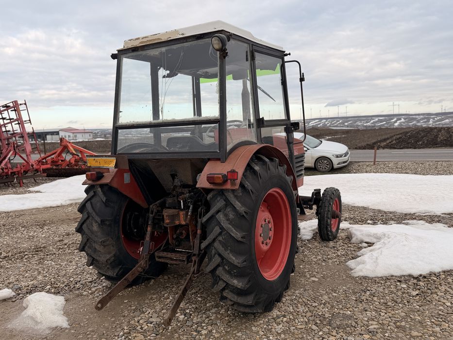 Tractor Utb 445 453 Universal Tractoras