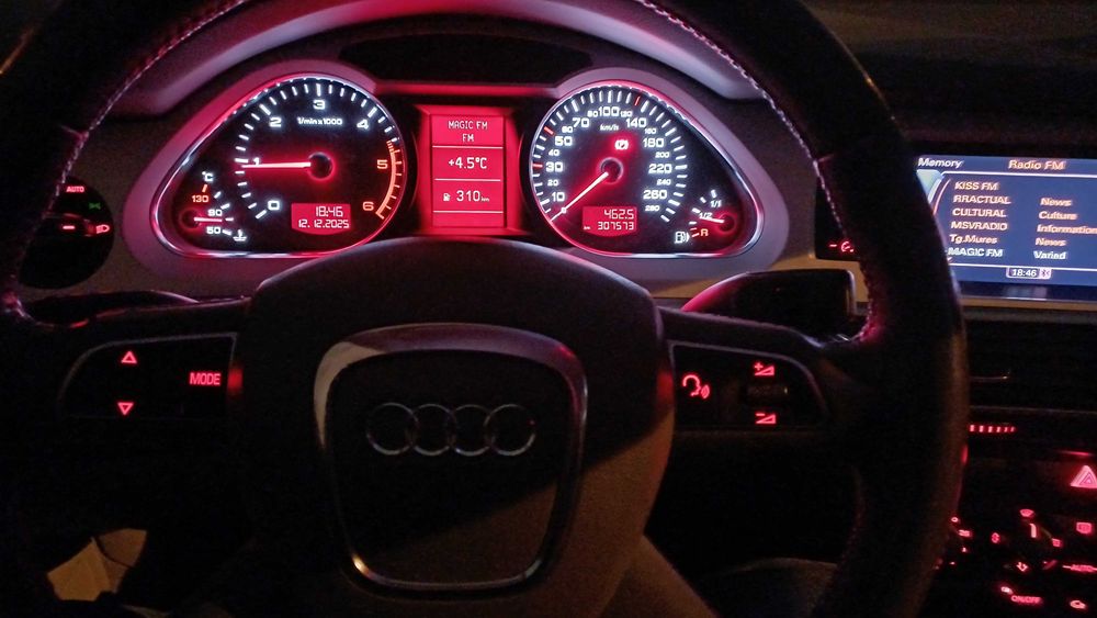 Vând Audi A6 C6 20 TDI, Limuzina Combi, 2011.03