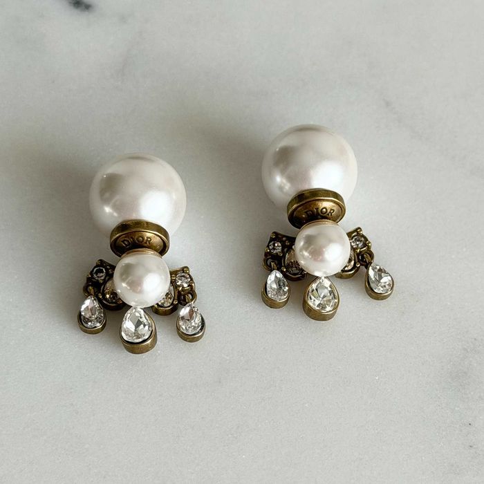 Cercei Christian Dior Tribales Chandelier