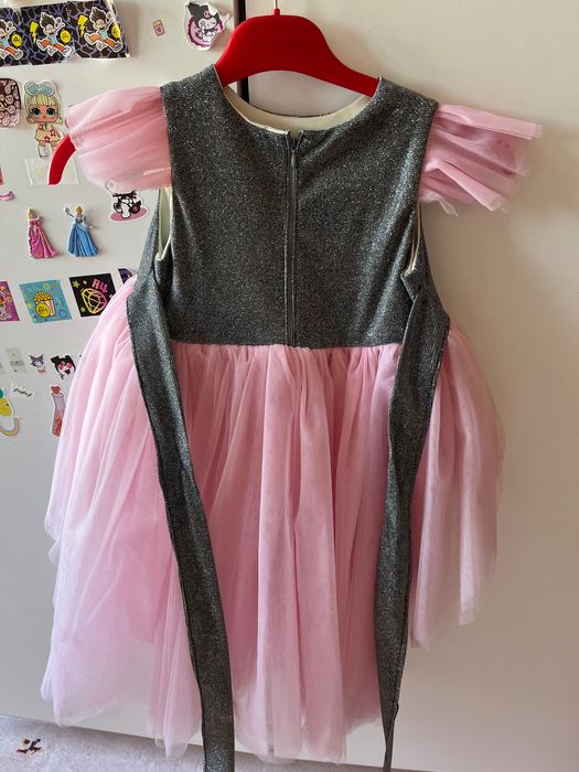 Продам детские нарядные платья