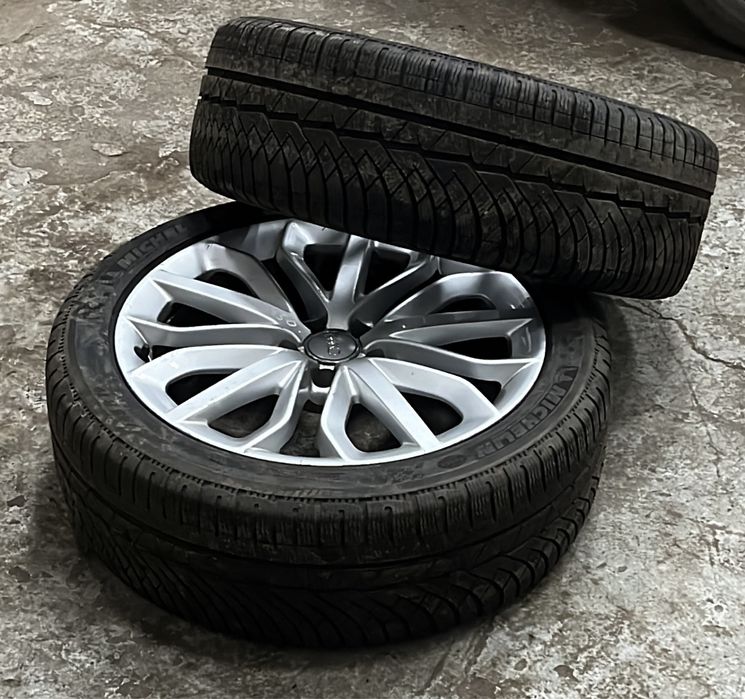 Комплект дисков с покрышками r19