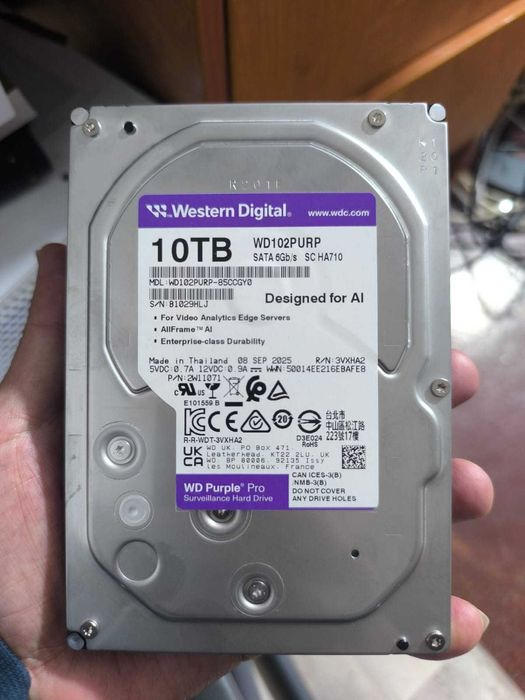 Жесткие диски WD Purpl Pro WD102PURP 10TB почти новые. 3 штук.
