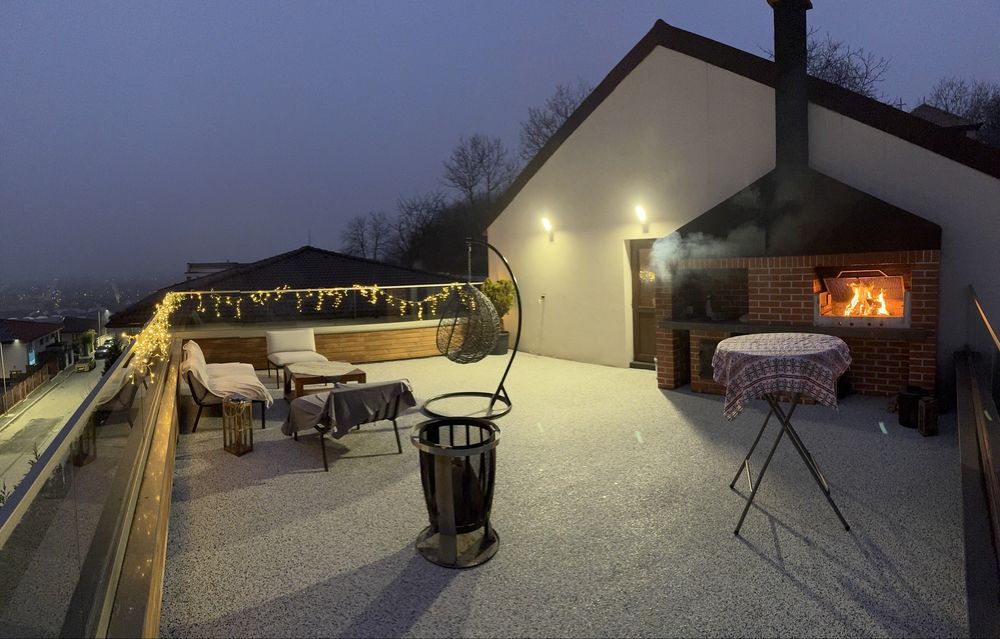 Penthouse lux in Vilă / rooftop cu barbeque / crama /