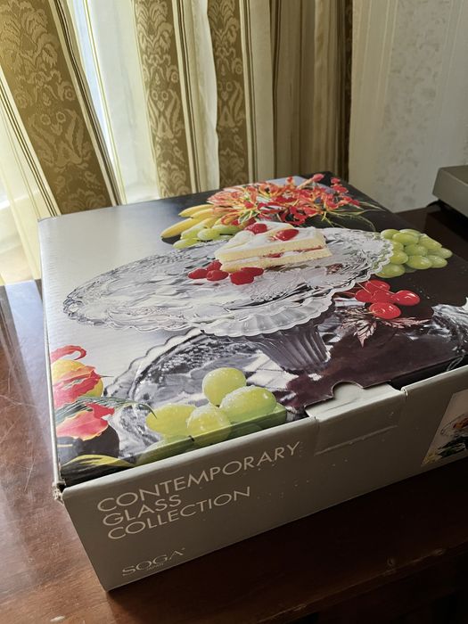 Тарелка для торта на ножке