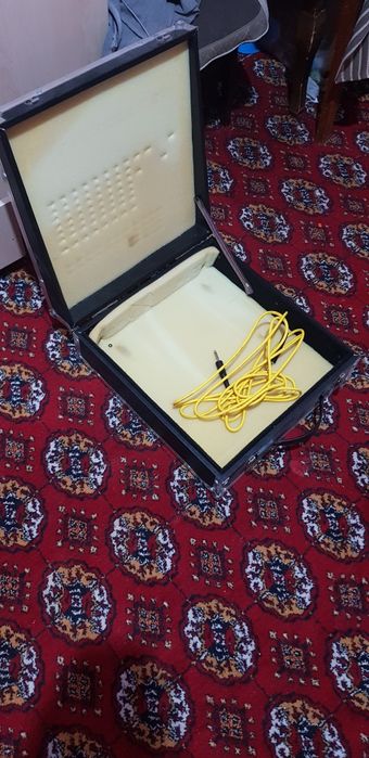 Behrenjer  Активный  Микшерный пультт