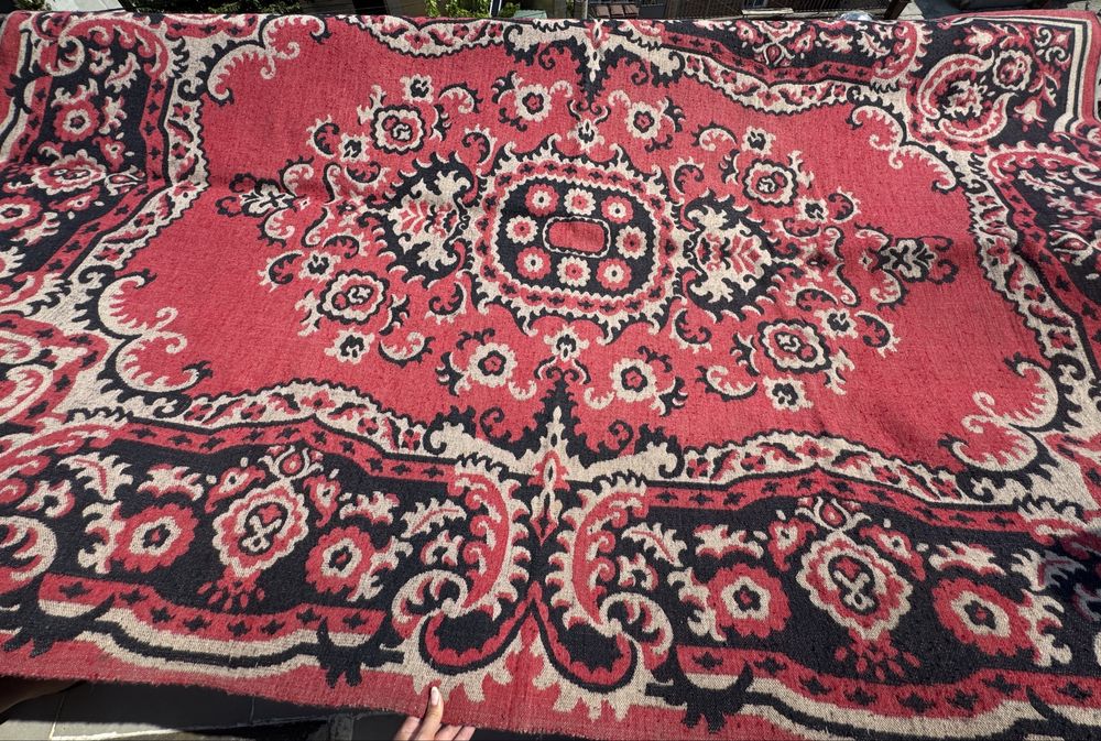 Килим  260 х 168 см