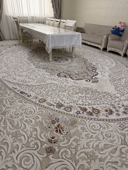 Продам шелковый ковер