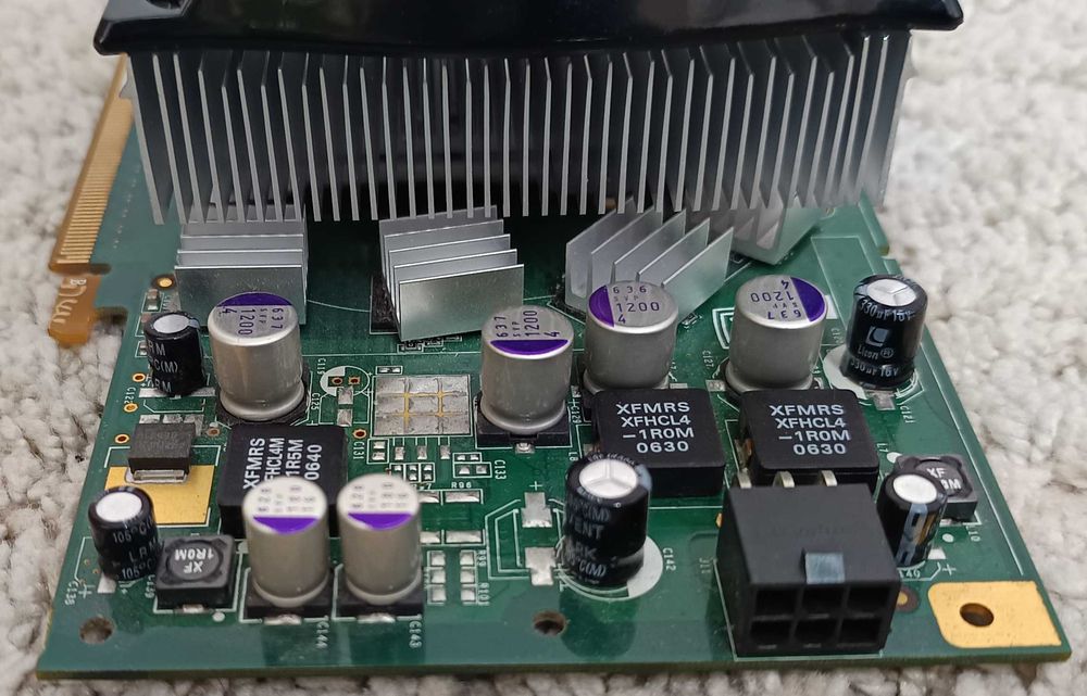 Placa video Gaming Vintage Nvidia 7900GS  256Mb DDR3 256 bit UNICAT !