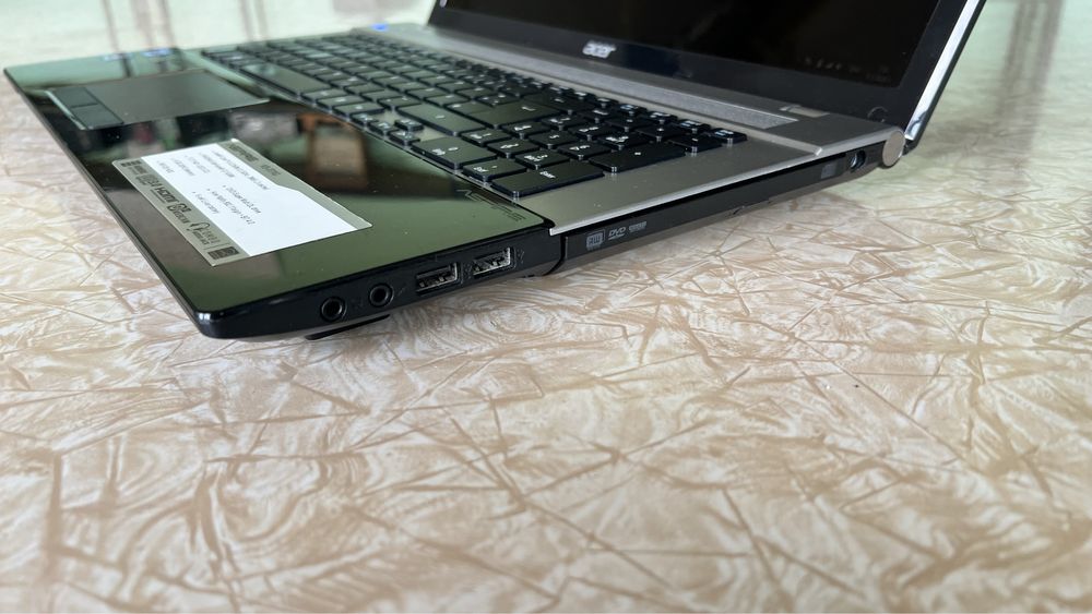 Лаптоп Acer V3 17.3”