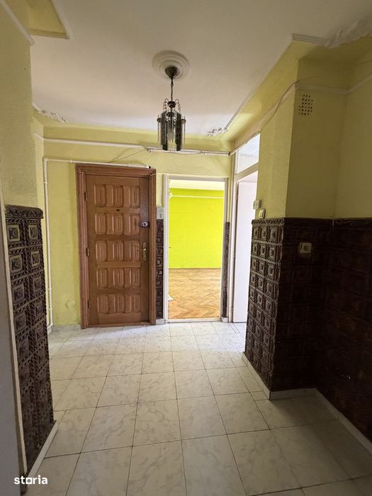 Apartament de 2 camere, decomandat, centrala proprie, 3/4, CUG