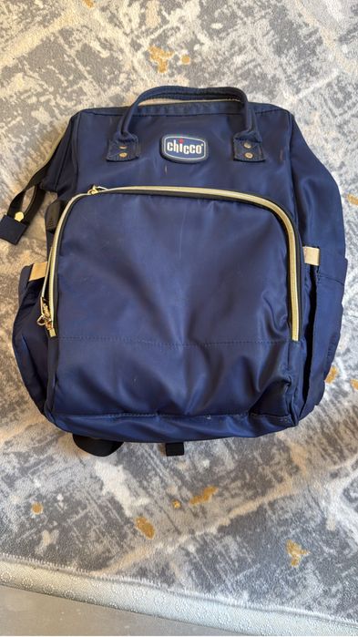 Сумочка с мини косметичкой  вместе с рюкзаком