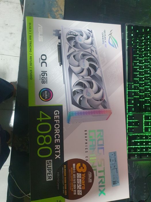 Asus 4080 super white 16gb