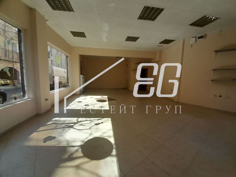 Дава се под наем Магазин в Варна, Христо Ботев - 50 кв.м за 509.49 € - Снимка #2