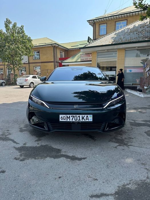 BYD han avtomobili