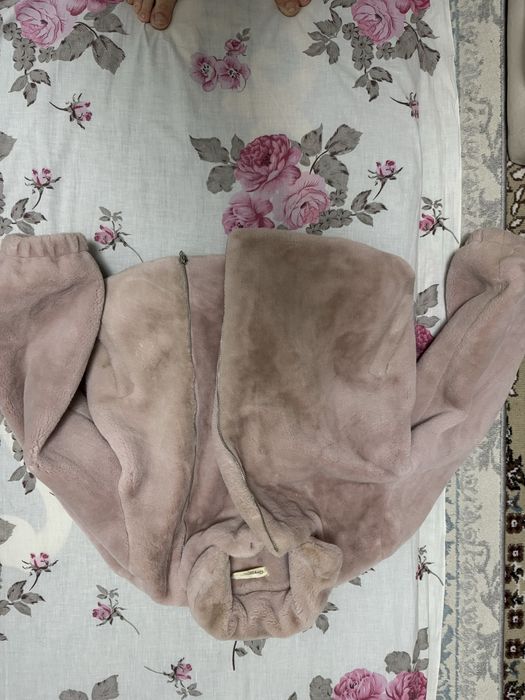 Продам шубу женскую