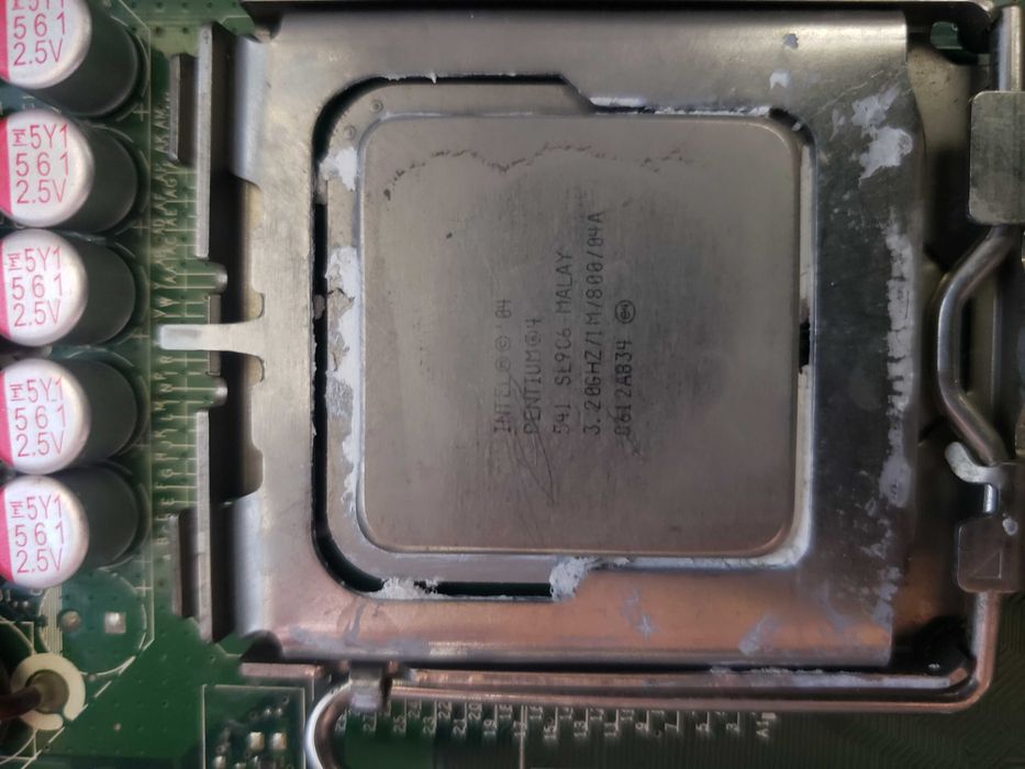 Не комплектный системный блок s775