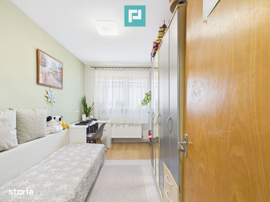 Apartament  5 camere la cheie în Vlaicu