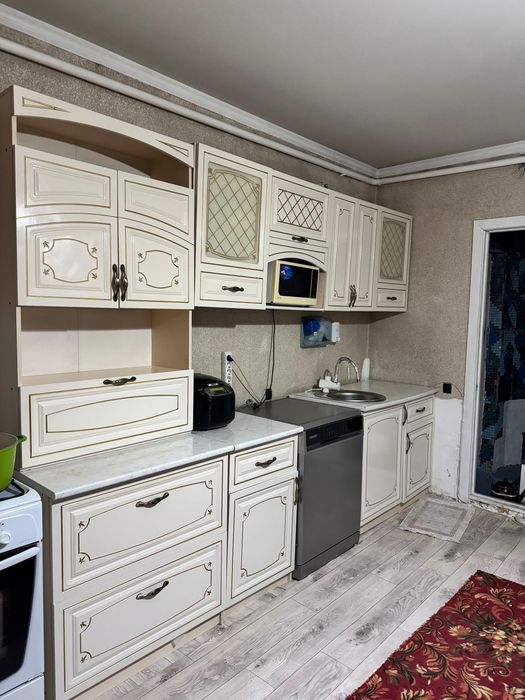 Кухонный гарнитур.