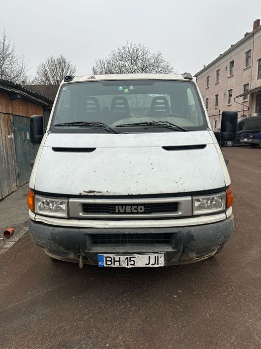 Vând iveco basculabil