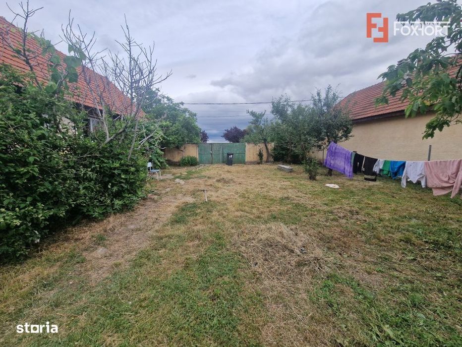 Teren intravilan de 1438 mp de vanzare, in Recas