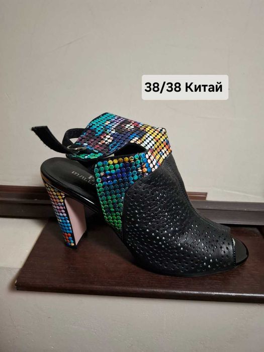 Продам Обувь женская