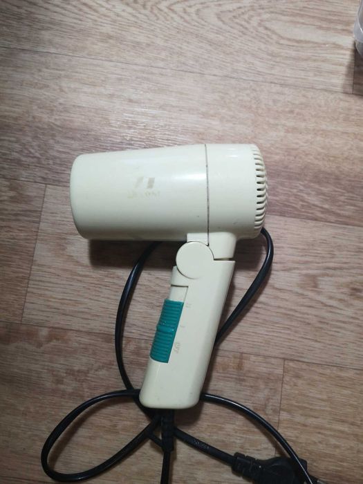 Продам фен. Для путешествий.