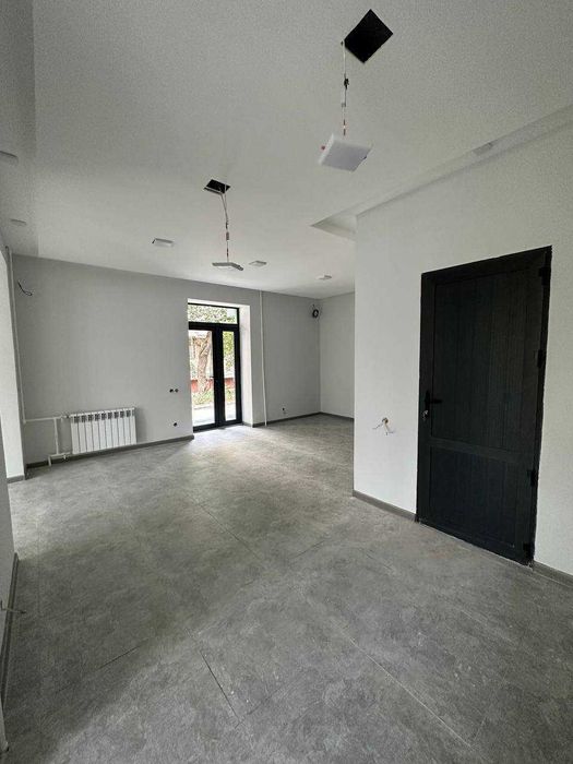 Аренда помещения 120 кв+25 подвал+30 балкон + Паркинг Ор-р Метро Ойбек