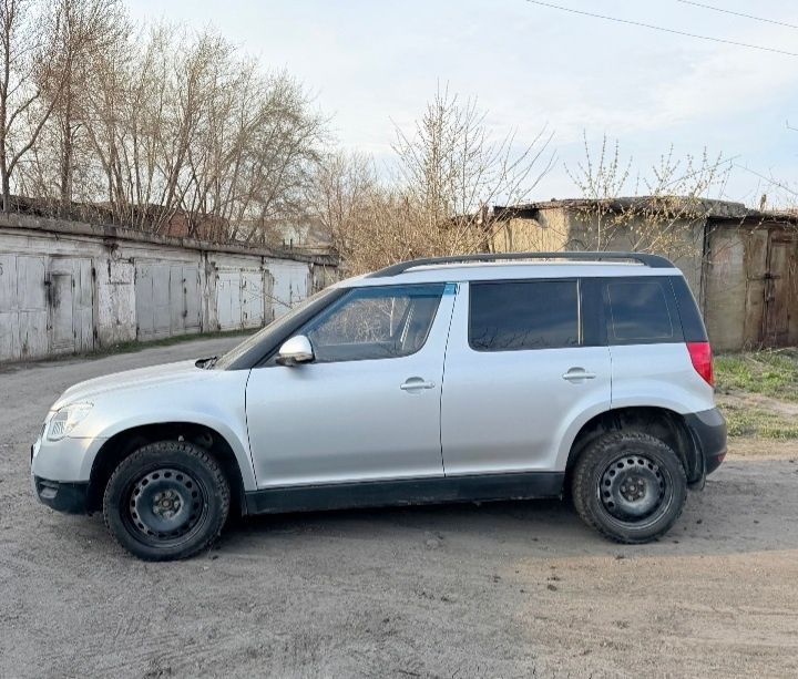 Продам машину Skoda Yeti