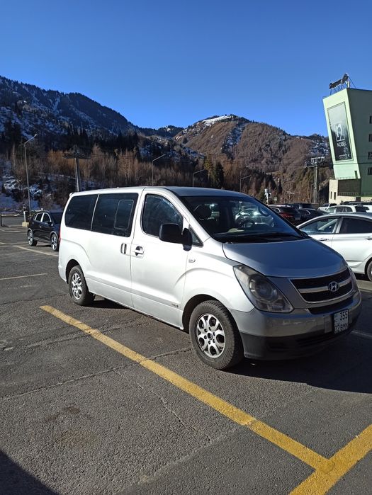 Hyundai grand starex