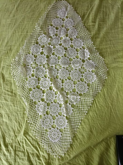 Mileuri din macrame , la cerere trimit poze , sunt mult mai multe