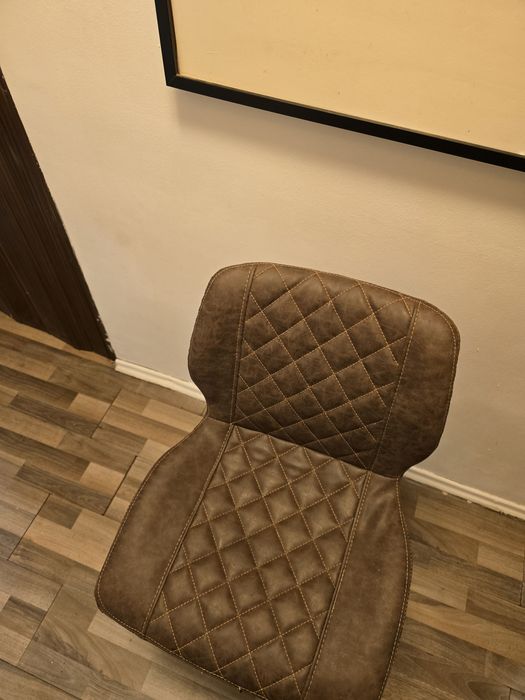 Vând scaun de birou ergonomic, în stare excelentă