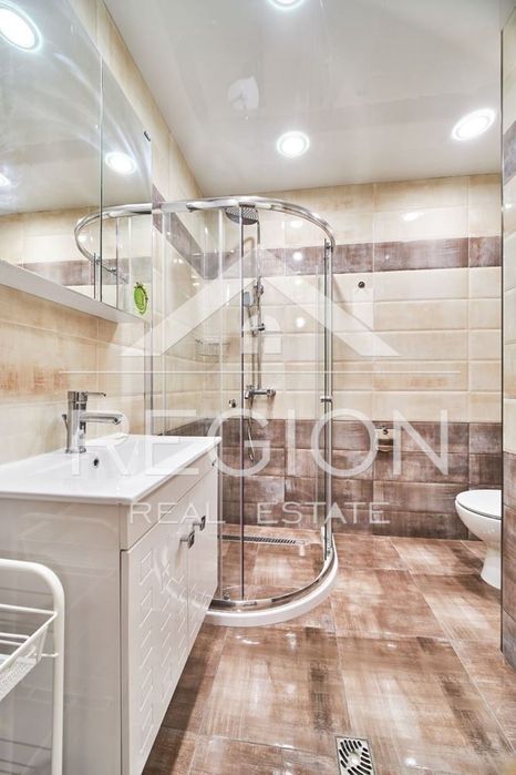 Дава се под наем Двустаен апартамент в Варна, Окръжна болница - 75 кв.м за 700 € - Снимка #5