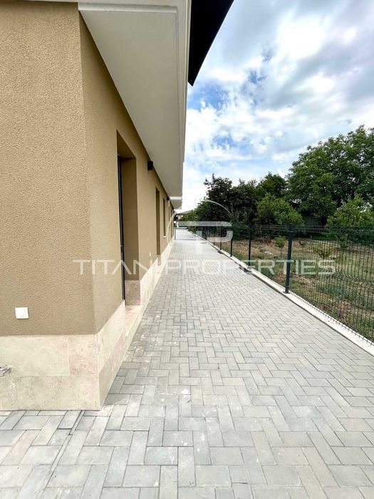 Продава се Тристаен апартамент в Пловдив, Беломорски - 115 кв.м за 1767 €/кв.м - Снимка #7