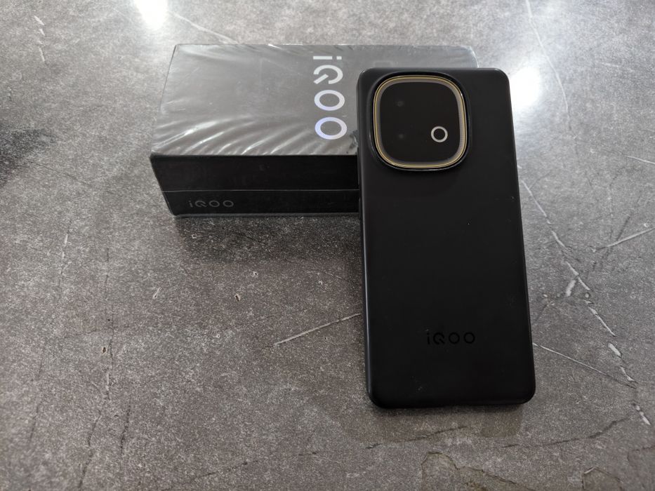 Vivo iqoo z9 turb+ juda kuchli flagment