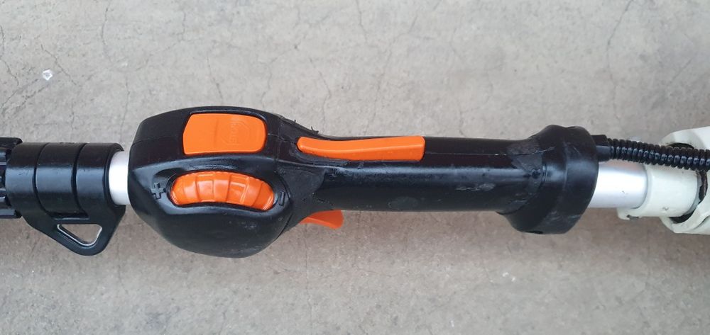 Motocoasa multifuncțională pe benzină stihl KM.94 RC.