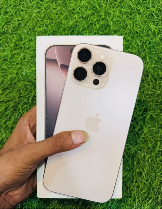 iPhone 16  ProMax 256Gb Desert Titanium Akk: 98% Radnoy