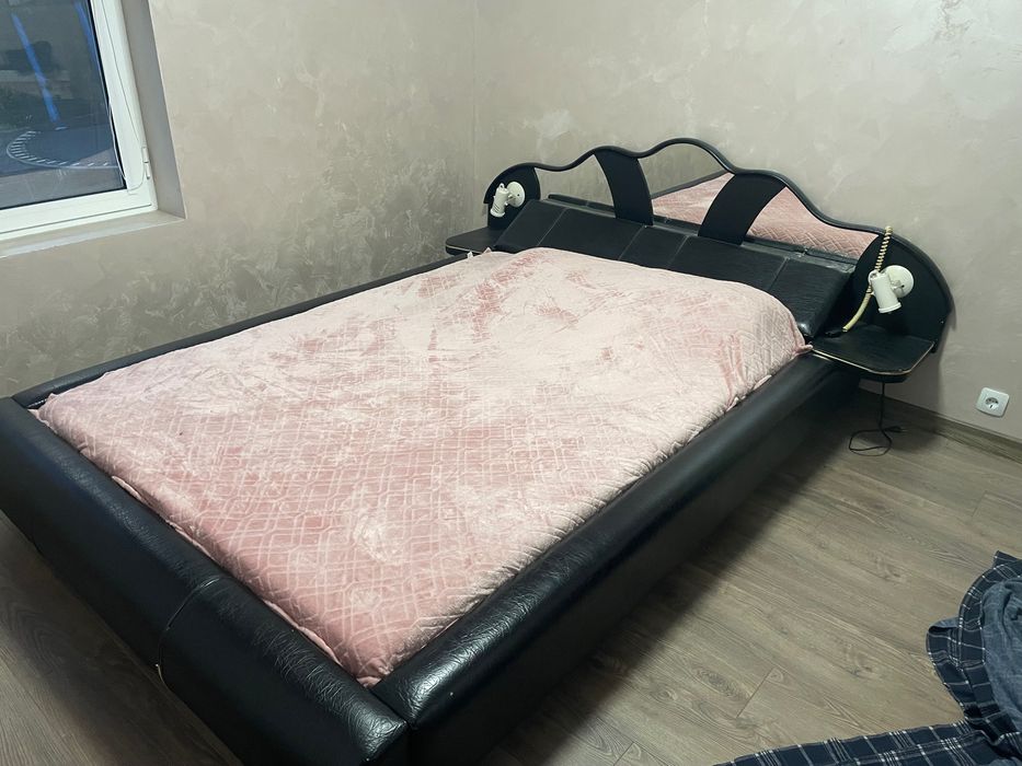 Кожена спалня + матрак