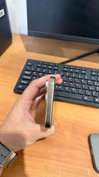 Iphone 16 pro max 256gp 92 akb