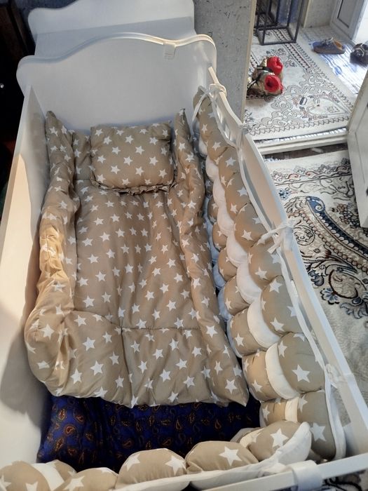 Detskiy kravat sotiladi bola yotmagan dom + uchastka yawimza hozir dom