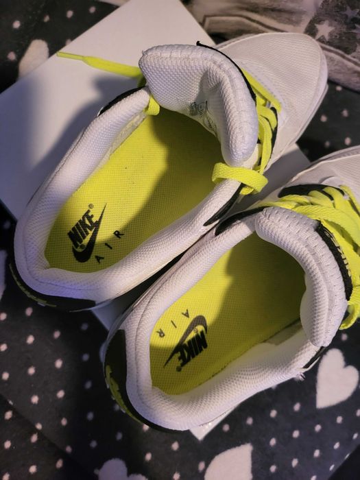 Маратонки Nike Air Max 90 - номер 40,5