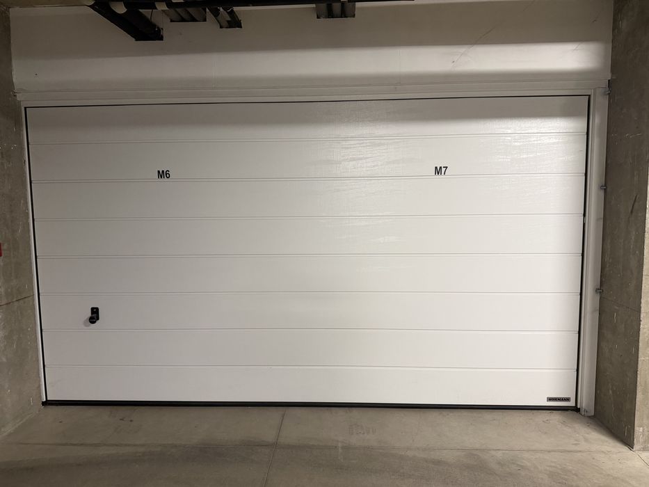 Гараж и паркоместа