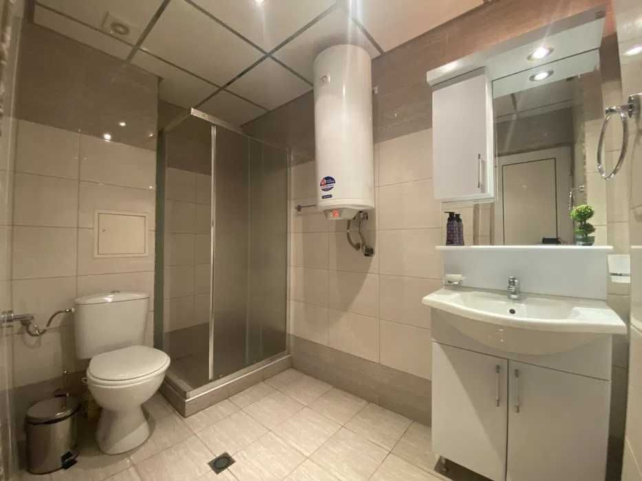 Дава се под наем Тристаен апартамент в Поморие - 100 кв.м за 100 € - Снимка #8