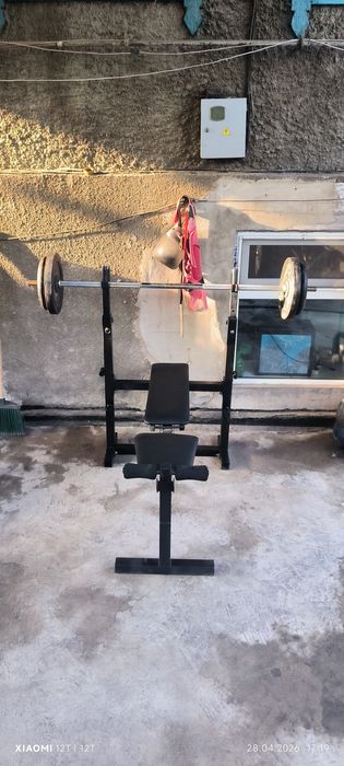 Скамья для жима + штанга блины