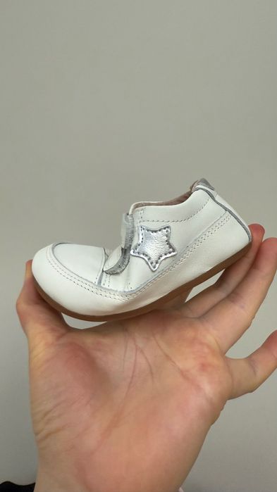 Кроссовки детские