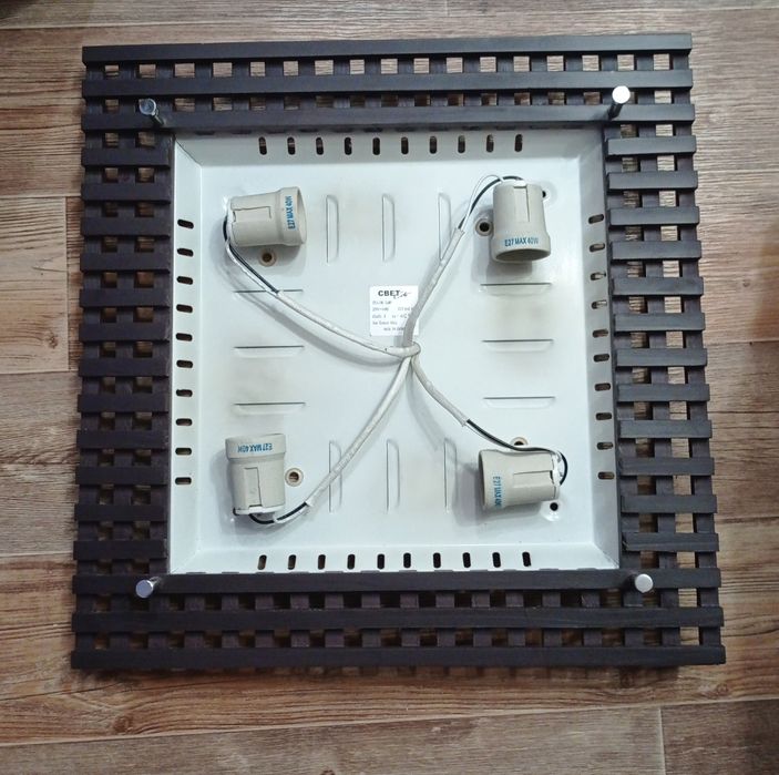 Светильник потолочный