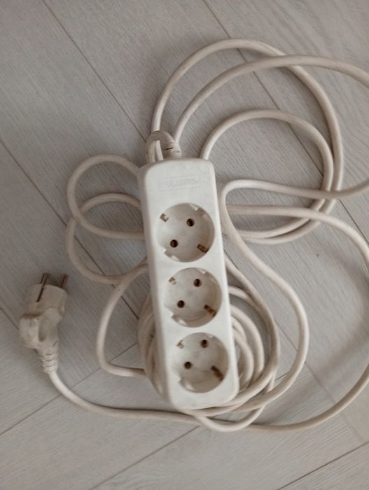 Продам  розетки новые.