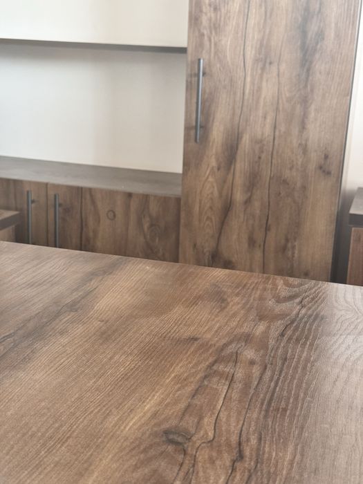 Шкаф книжный , офисный , медицинская