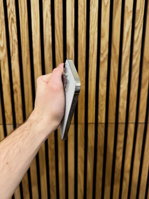 IPhone 14 Pro   / 256 GB